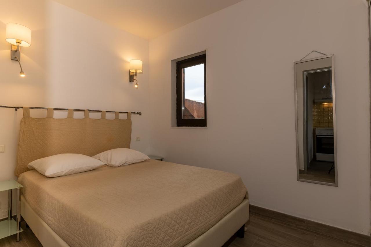 La Punta Geronimi Apartment ปอร์โต โปลโล ภายนอก รูปภาพ